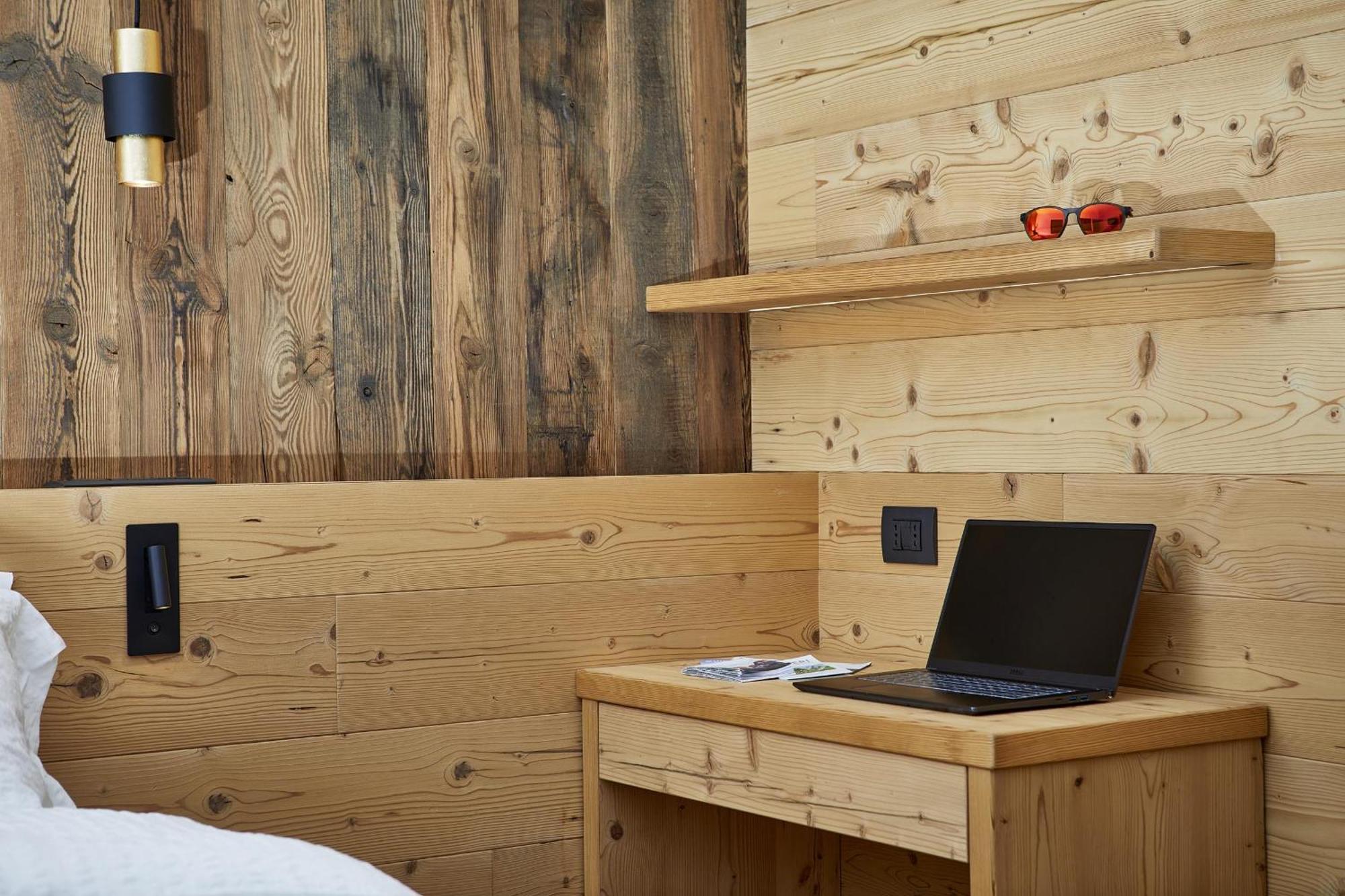 Hotel Garni Dello Sportivo Madonna di Campiglio Ngoại thất bức ảnh